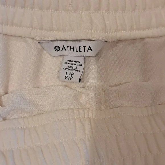 Athleta Cream Color Elastic Waist Wide Legged Cargo Sweat Pants - Picture 4 of 9